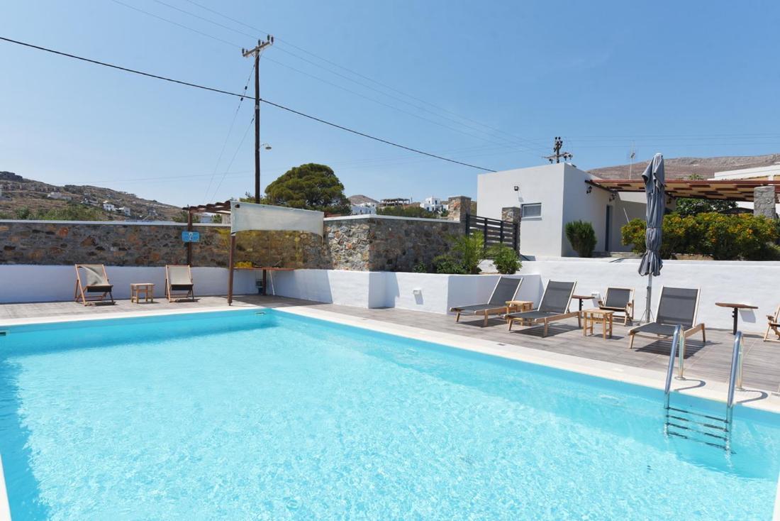 Flora'S Beach And Pool Villa In Syros Liaropa Exterior photo