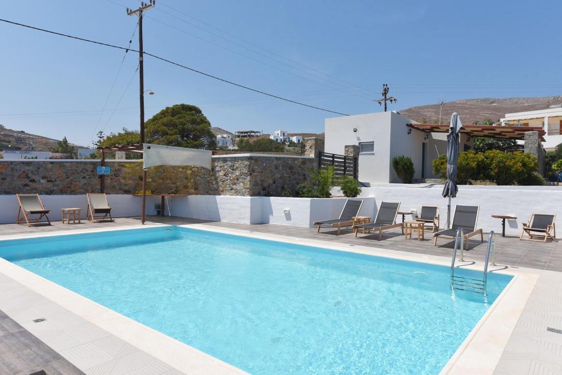 Flora'S Beach And Pool Villa In Syros Liaropa Exterior photo
